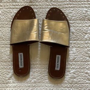 Steve Madden - Gold goddess sandals | Size 9.5